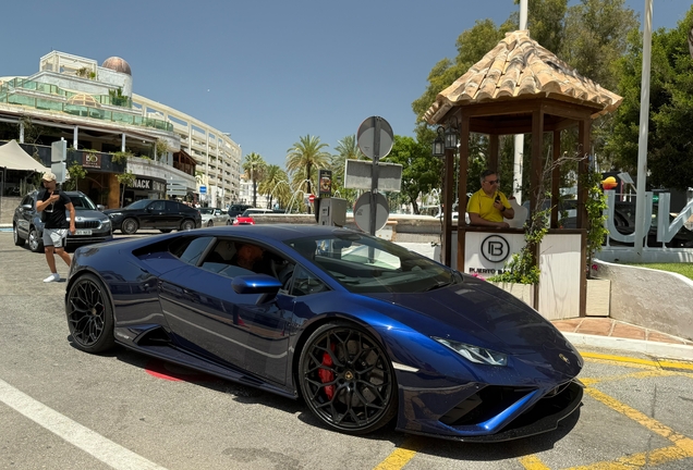 Lamborghini Huracán LP640-4 EVO