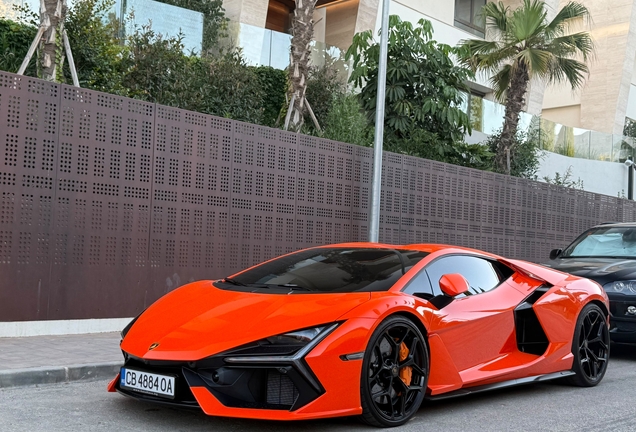 Lamborghini Revuelto
