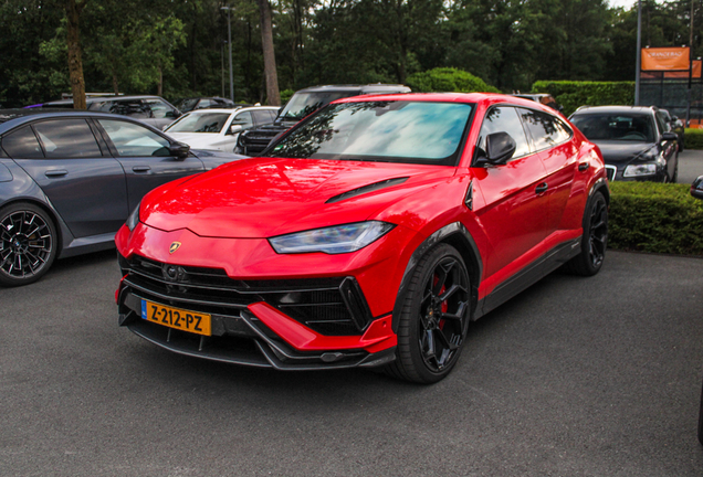 Lamborghini Urus Performante