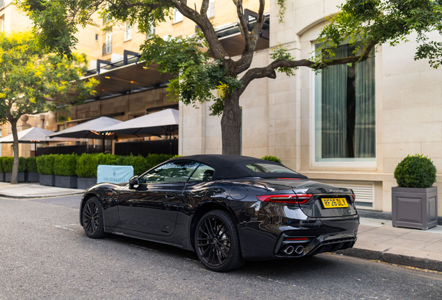 Maserati GranCabrio Trofeo