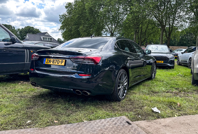 Maserati Quattroporte S Q4 2013
