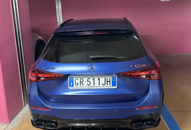 Mercedes-AMG C 63 S E-Performance Estate S206