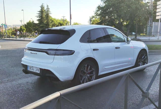 Porsche 95B Macan GTS MkIII