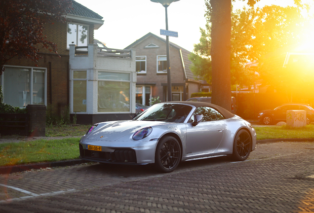 Porsche 992 Carrera 4 GTS Cabriolet MkII