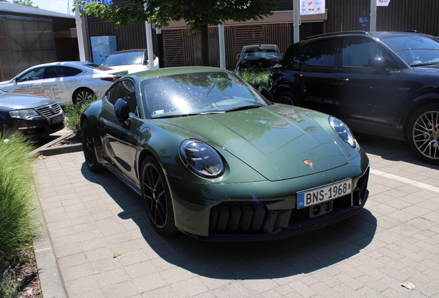 Porsche 992 Carrera 4 GTS MkII