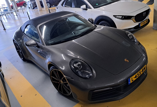 Porsche 992 Carrera 4S Cabriolet MkI