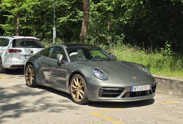 Porsche 992 Carrera 4S MkI