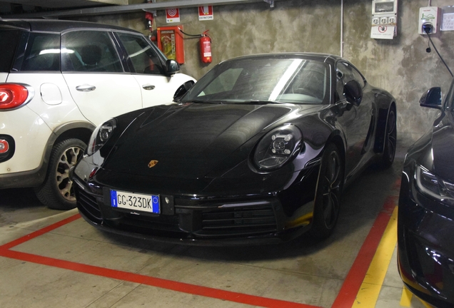 Porsche 992 Carrera 4S MkI