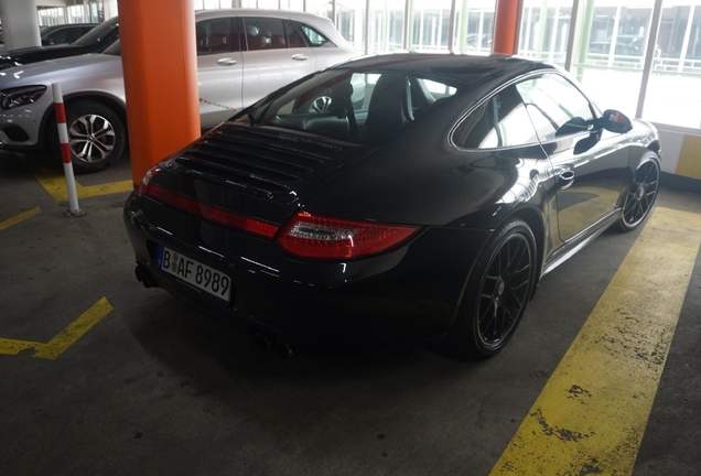 Porsche 997 Carrera 4 GTS