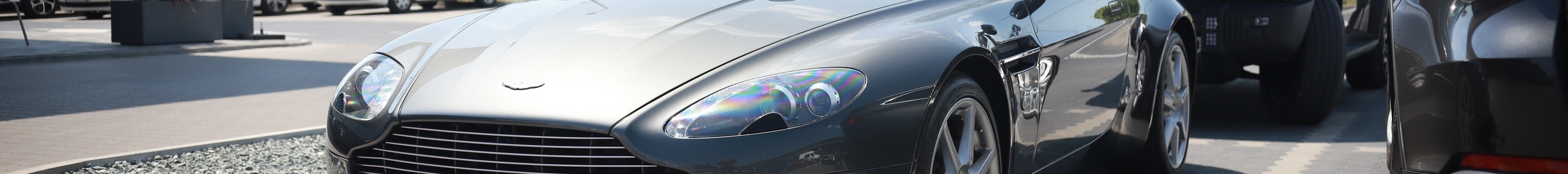 Aston Martin V8 Vantage