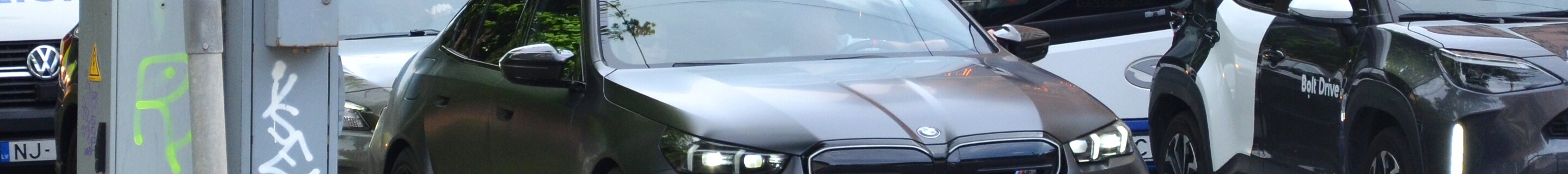 BMW M5 G90