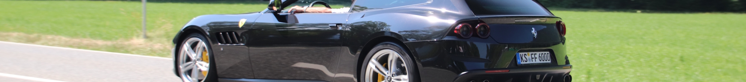 Ferrari GTC4Lusso