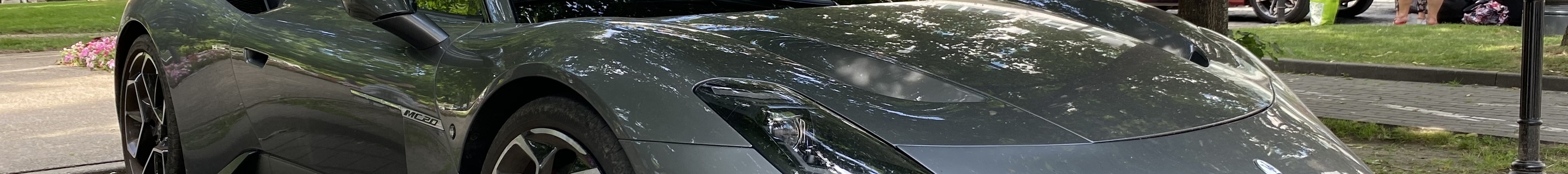 Maserati MC20