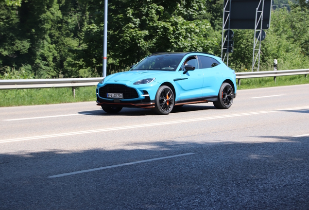 Aston Martin DBX707