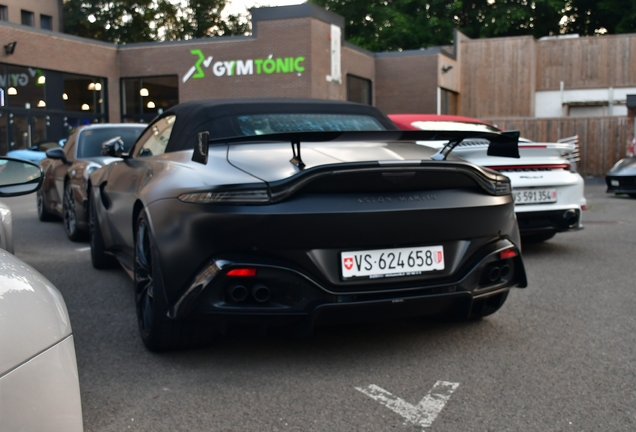 Aston Martin V8 Vantage Formula 1 Edition Roadster
