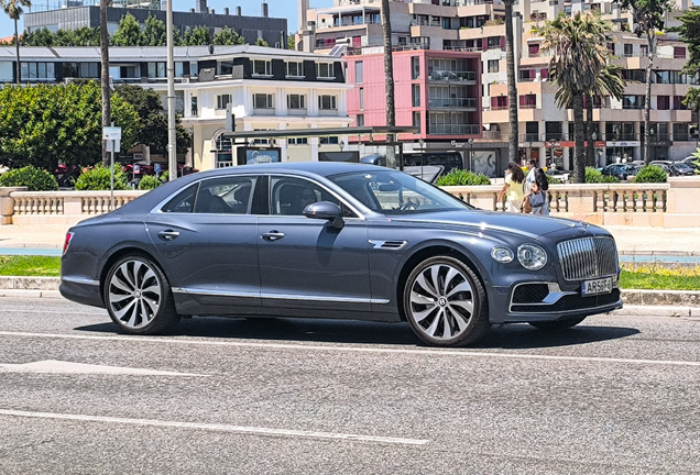 Bentley Flying Spur V8 2021