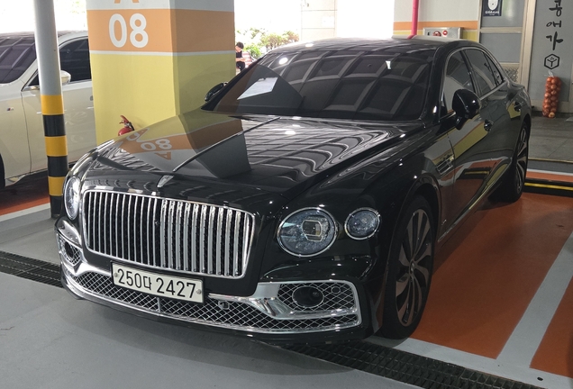 Bentley Flying Spur V8 Azure