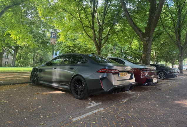 BMW M5 G90