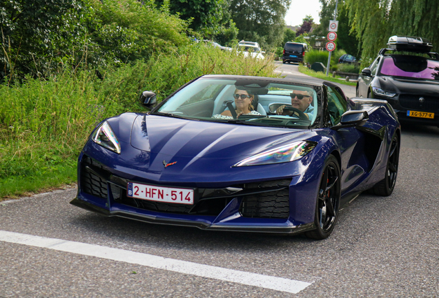 Chevrolet Corvette C8 E-Ray Convertible