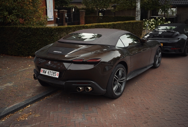 Ferrari Roma Spider