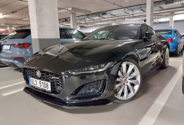 Jaguar F-TYPE P450 Coupé 2020