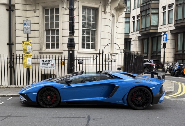 Lamborghini Aventador LP750-4 SuperVeloce Roadster
