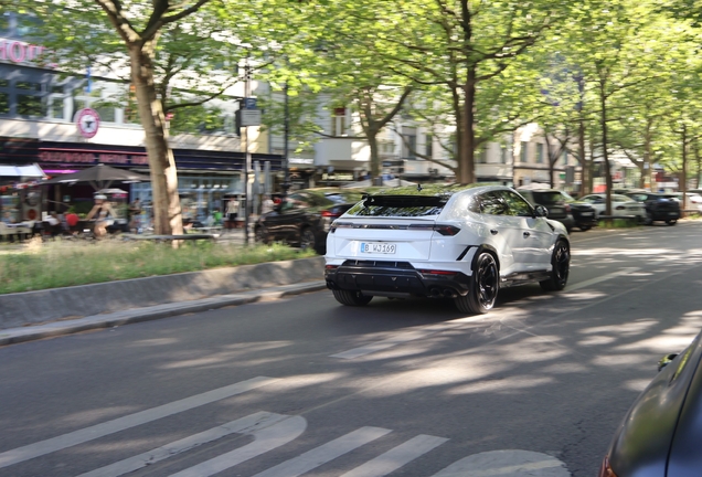 Lamborghini Urus Performante