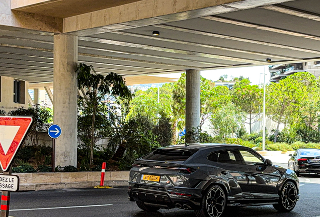 Lamborghini Urus Performante