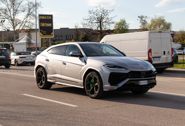 Lamborghini Urus SE