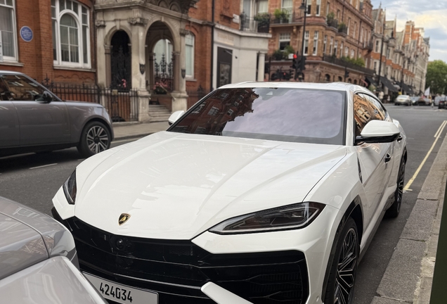 Lamborghini Urus SE