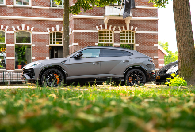 Lamborghini Urus SE