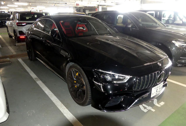 Mercedes-AMG GT 63 S X290