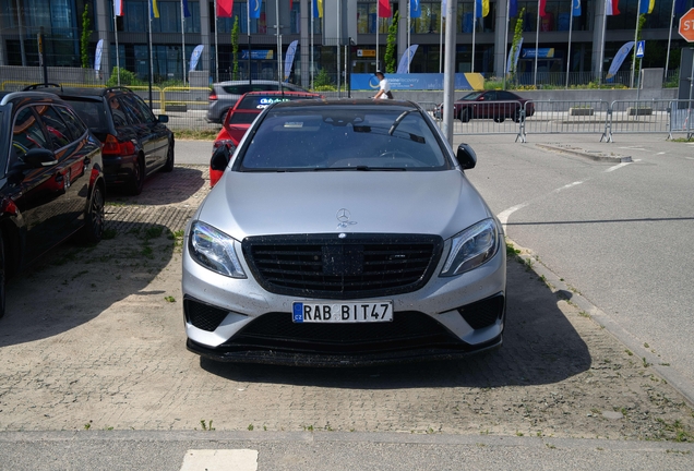 Mercedes-AMG S 63 V222