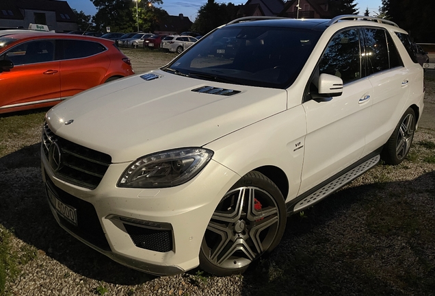 Mercedes-Benz ML 63 AMG W166