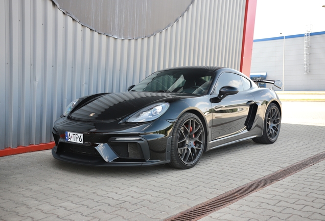 Porsche 718 Cayman S