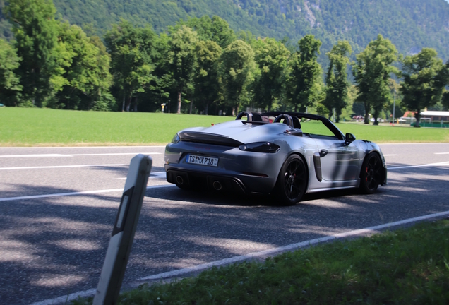 Porsche 718 Spyder RS