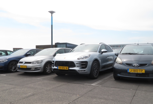Porsche 95B Macan Turbo MkI