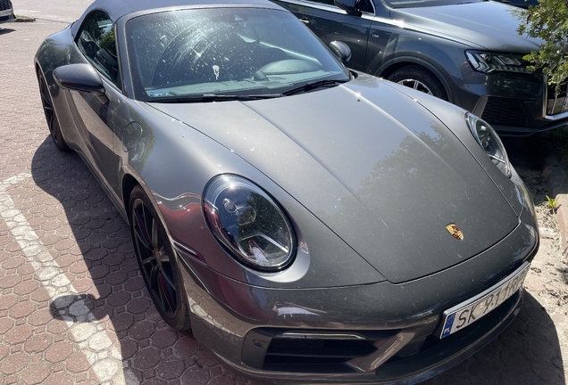 Porsche 992 Carrera 4S Cabriolet MkI