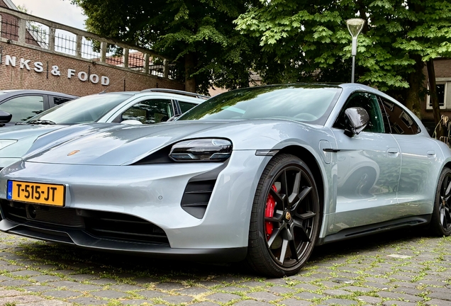 Porsche Taycan GTS Sport Turismo MkI