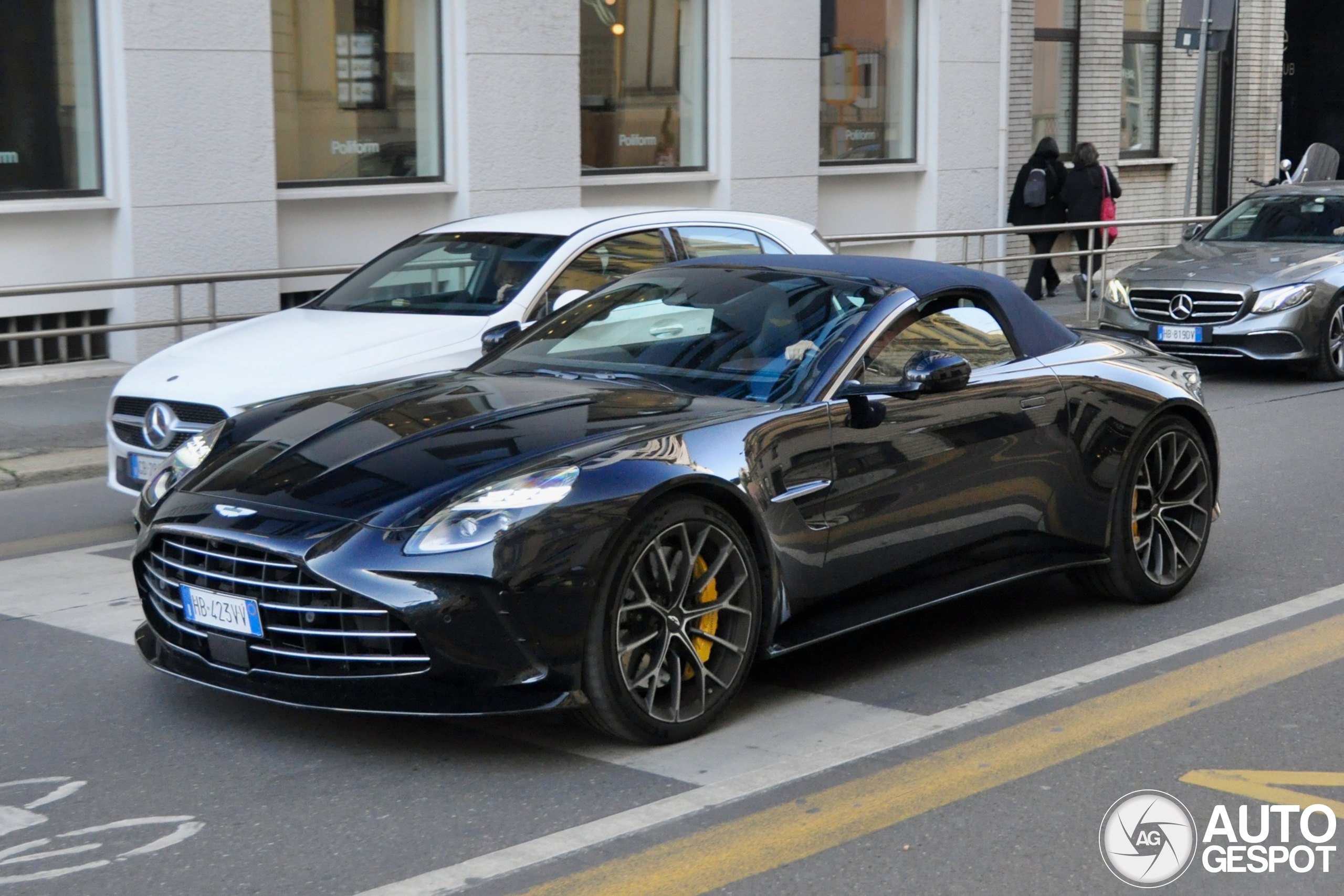 Aston Martin V8 Vantage Roadster 2025 - 29 June 2026 - Autogespot