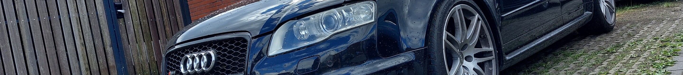 Audi RS4 Avant B7