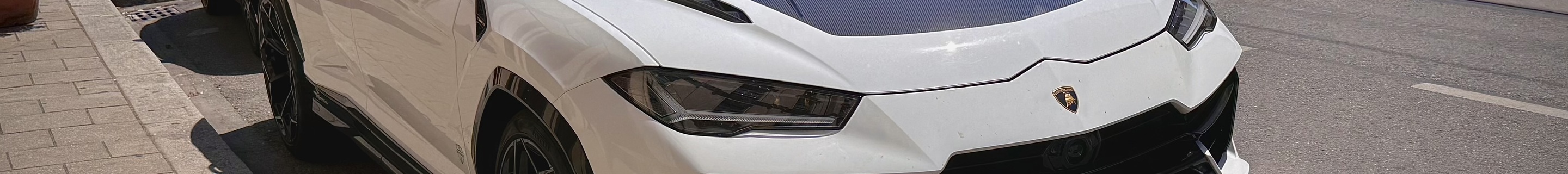 Lamborghini Urus Performante