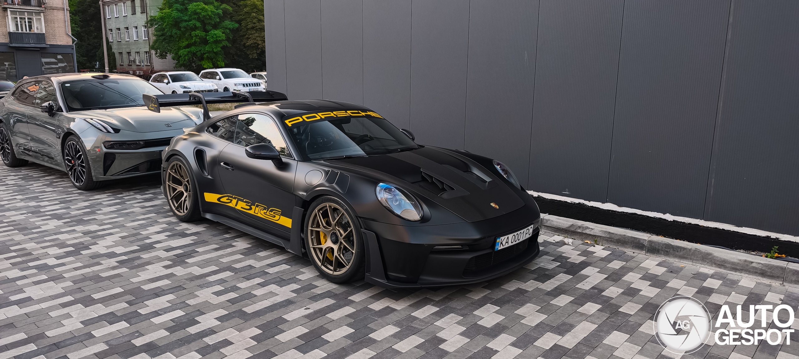 Porsche 992 GT3 RS MkI Weissach Package