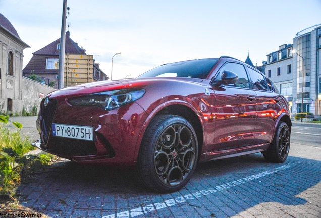 Alfa Romeo Stelvio Quadrifoglio 2023