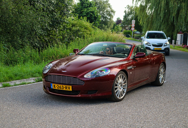 Aston Martin DB9 Volante