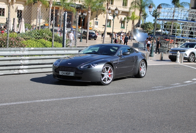 Aston Martin V8 Vantage
