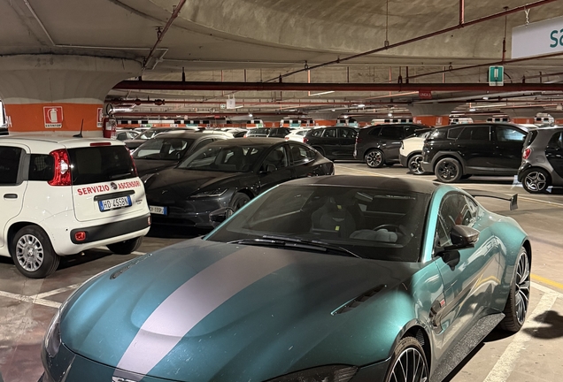 Aston Martin V8 Vantage Formula 1 Edition