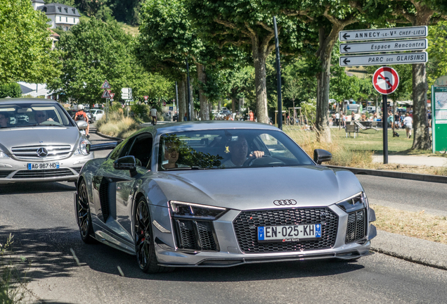 Audi R8 V10 Plus 2015