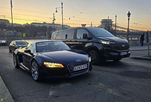 Audi R8 V10 Spyder 2013