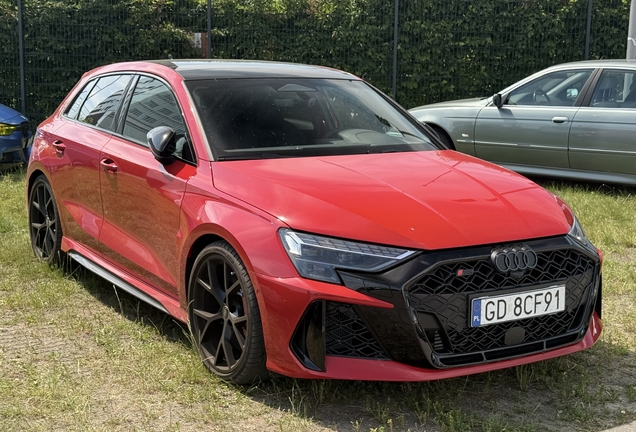 Audi RS3 Sportback 8Y 2025
